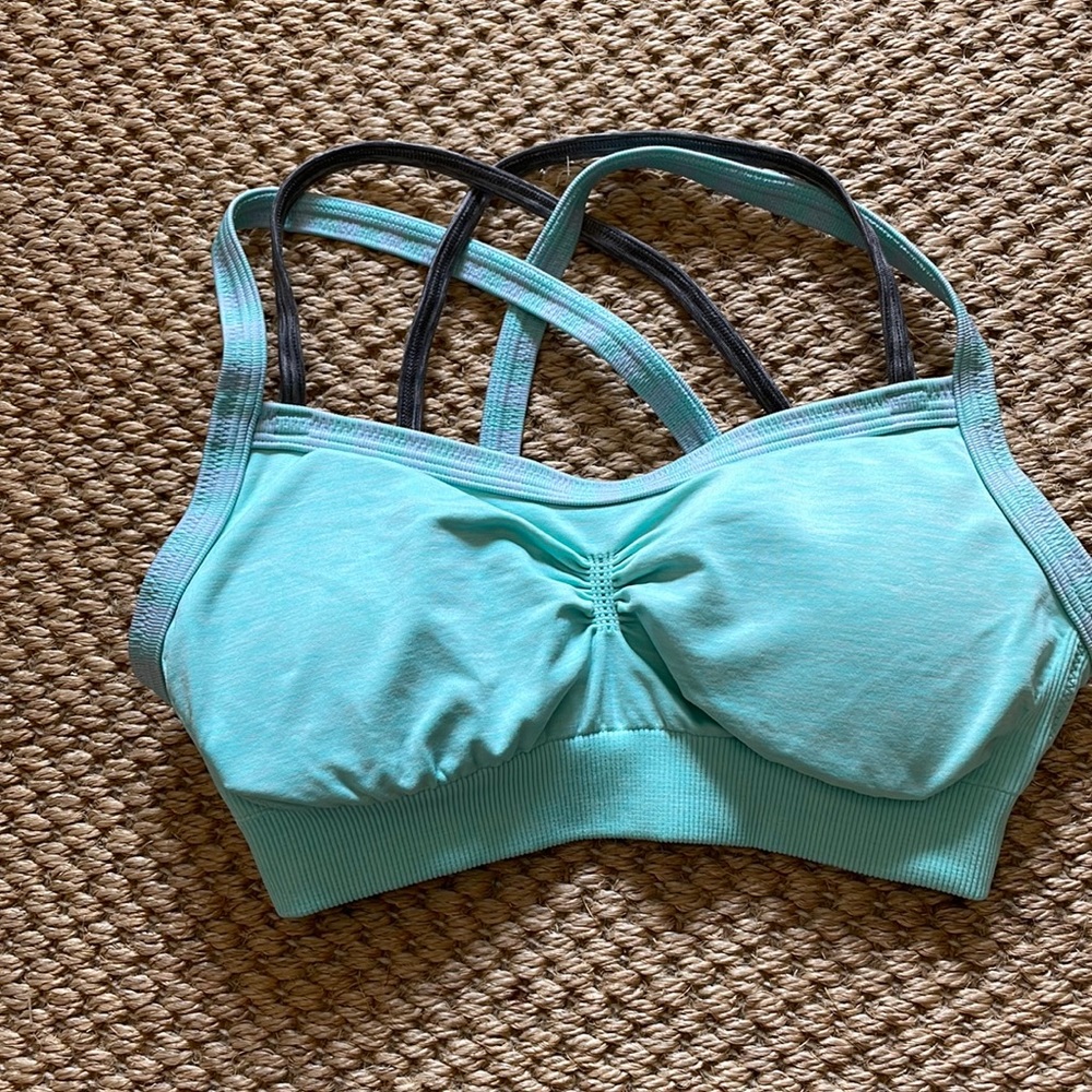 Calia by Carrie Underwood sports bra